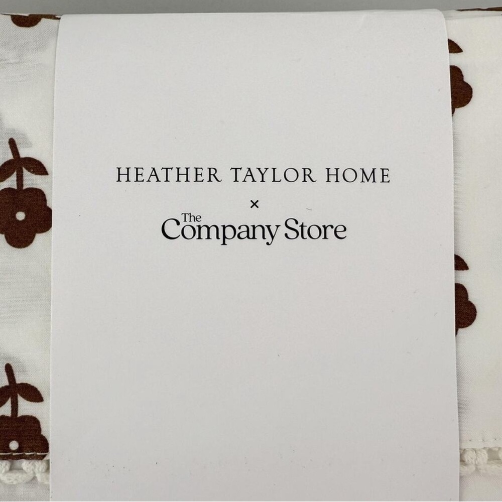 The Company Store x Heather Taylor Home King Sheet Set Nutmeg Floral Percale - Picture 2 of 8